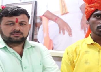 एका फोन ने अक्षयचं आयुष्यच बदललं, प्रहारने केली कमाल..