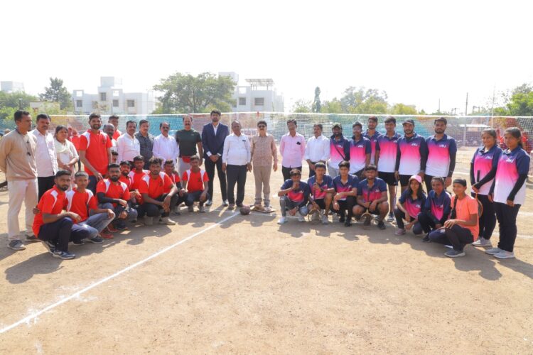 जामखेड महाविद्यालयात बॉलबॅडमिंटन स्पर्धा जल्लोषात संपन्न.