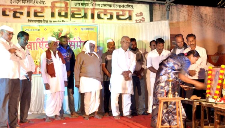 जय मल्हार विद्यालयाचे वार्षिक स्नेहसंमेलन उत्साहात संपन्न.