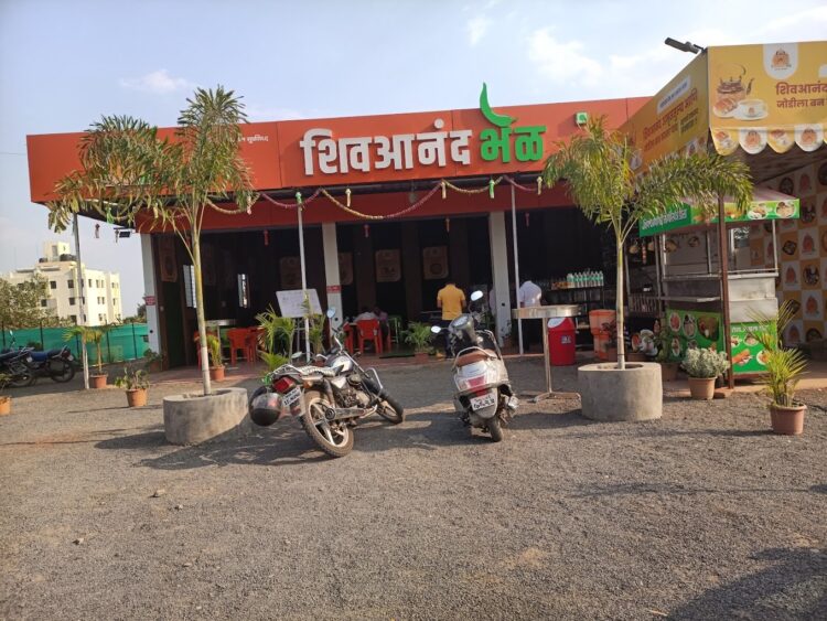 सरकारी योजनेचा लाभ घेत सुरु केला व्यवसाय; आज कमवत आहेत लाखो रुपये.