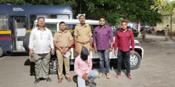 सोशल मिडीयावर दोन समाजामध्ये धार्मीक तेढ निर्माण होईल असे स्टेटस ठेवणारा इसम कोतवाली पोलीसांच्या ताब्यात..