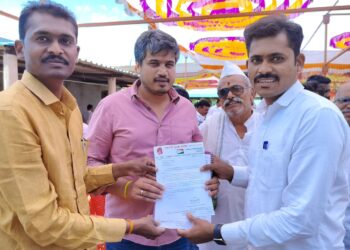 श्री साई नगरीत शिर्डी परिसरात ता-राहाता मध्ये श्री साईबाबांच्या नावाने आंतरराष्ट्रीय क्रिकेट मैदान (स्टेडियम) होण्याची मागणी जोर धरू लागली.